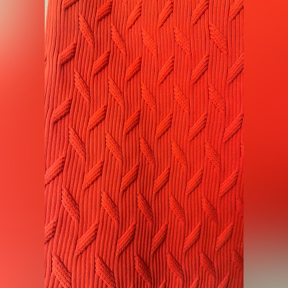 Zara - Textured Knit Top - Picture 3 of 8